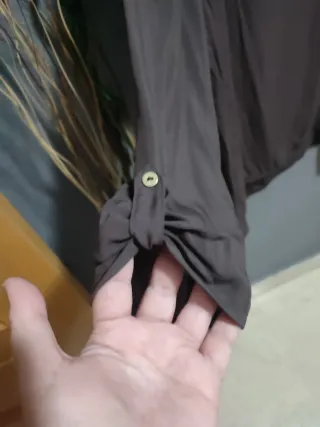 Blusa marrón chocolate con transparencias