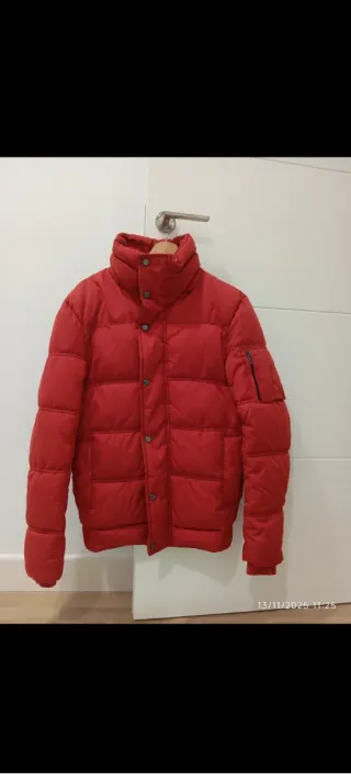 Chaqueta acolchada Zara roja hombre Talla S