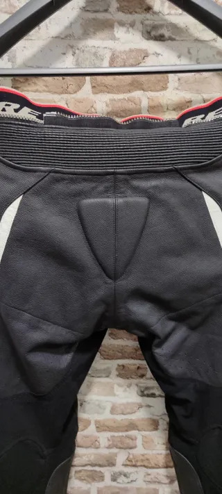 Pantalón Moto Piel Rev'it Talla 50