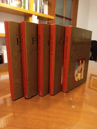 Lote de 5 vols de la colección Los reyes de España