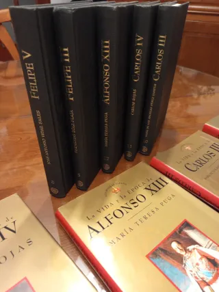 Lote de 5 vols de la colección Los reyes de España