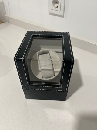 Caja giratoria para relojes