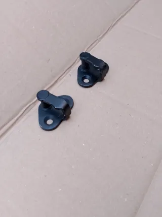 Agganci chiusura sportelli Saxo VTS 106