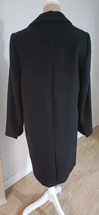 Abrigo ZARA Negro Entallado