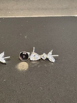 Orecchini foglia zirconi argento 925