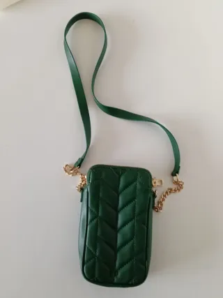 Bolso móvil Parfois verde acolchado