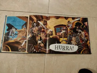 L'enfonsa pirates: libro para niños en catalán.
