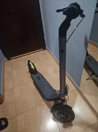 Patinete Cecotec Bongo