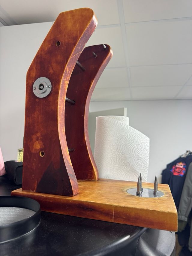 Jamonero de pie madera y metal