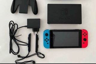 Nintendo Switch Azul y Rojo con todos los cables