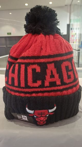 Gorro New Era Chicago Bulls Rojo y Negro