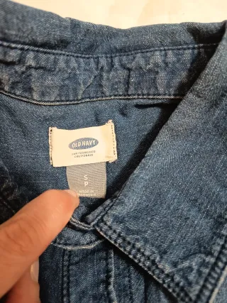 Camisa vaquera sin mangas para mujer