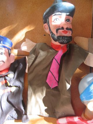 Lote 5 Marionetas Famosa