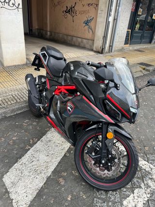 Mitt GP1 125cc Carbono