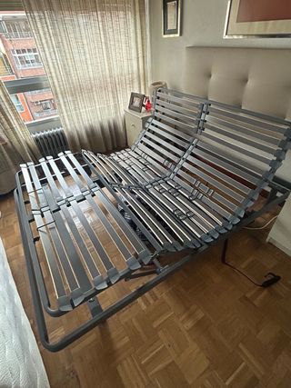 Cama eléctrica articulada con colchón