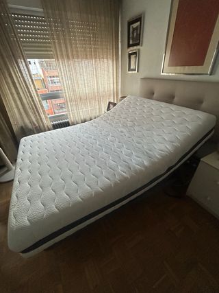 Cama eléctrica articulada con colchón