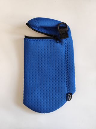Funda azul para altavoz Willful