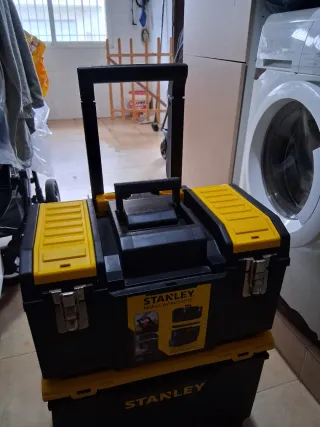 Maleta Stanley con ruedas