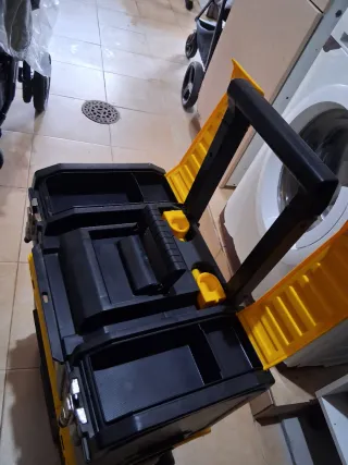 Maleta Stanley con ruedas