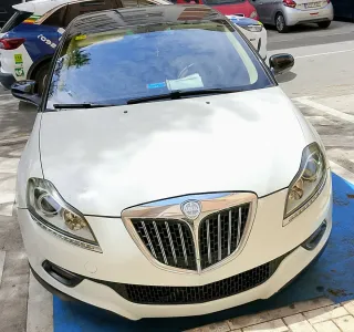 Lancia Delta 2009
