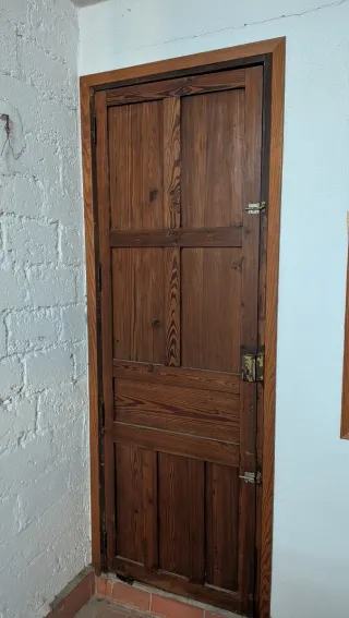 Puertas de madera rústica