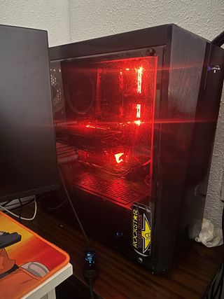 PC Gaming con luces LED RGB