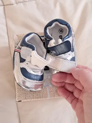 Scarpine neonato Chicco N.16