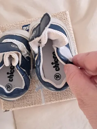 Scarpine neonato Chicco N.16