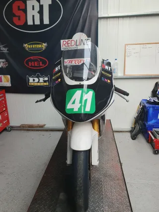 Moto 4