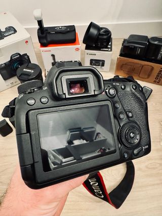 Canon EOS 6D Mark II Kit Completo