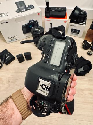 Canon EOS 6D Mark II Kit Completo
