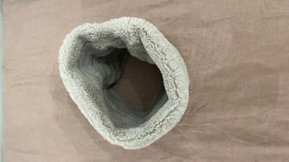 Cuello pelo sintético gris