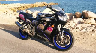 Suzuki GSXR 750 W 92'