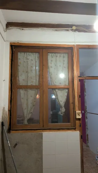 Ventana de madera