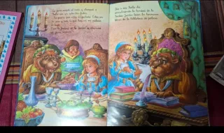 3 libros de cuentos infantiles.