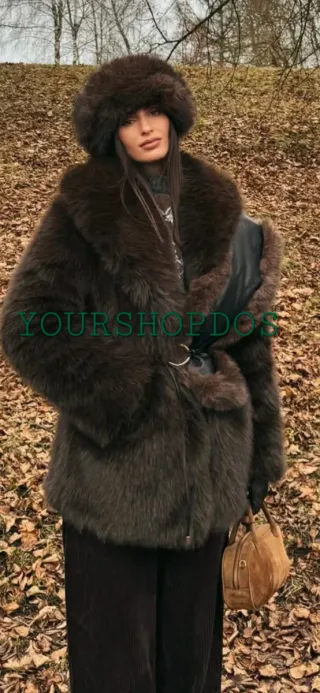 Abrigo pelo efecto cinturón T/M Zara