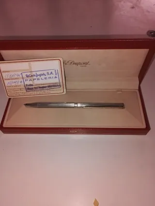 Bolígrafo S.T. Dupont
