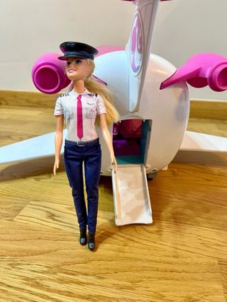 Avión de Barbie rosa (muñeca incluida)