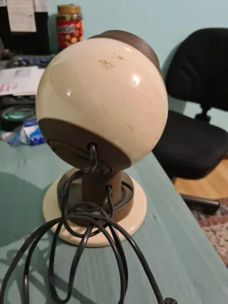 Lámpara vintage beige y marrón