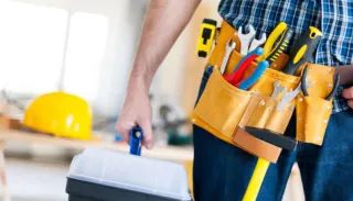 Electricista y fontanero