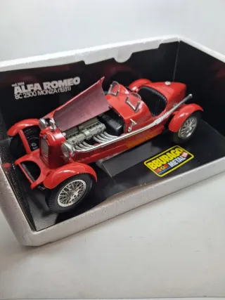 Alfa Romeo 8C 2300 Monza 1931 Bburago Scala 1:18