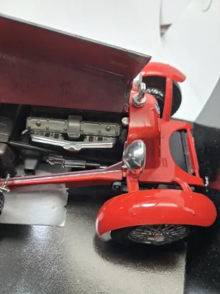 Alfa Romeo 8C 2300 Monza 1931 Bburago Scala 1:18