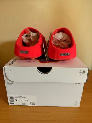 Nike Mind 001 Slide Solar Red