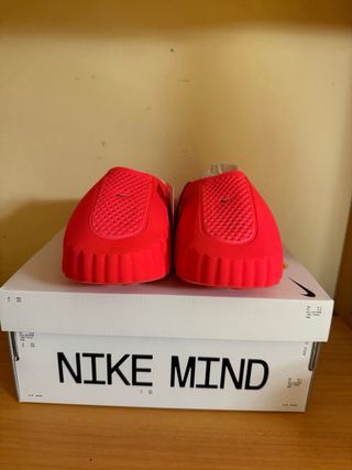 Nike Mind 001 Slide Solar Red