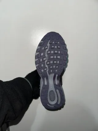 Nike Air Max Wave  Viola