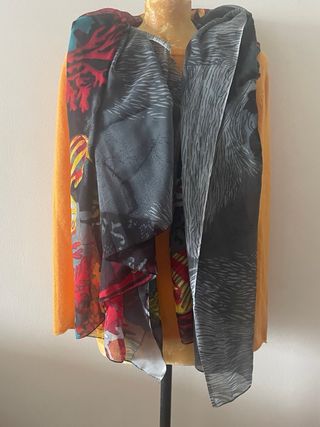 Fular viscosa diseño multicolor