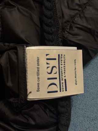 Abrigo Moncler Negro/Plateado