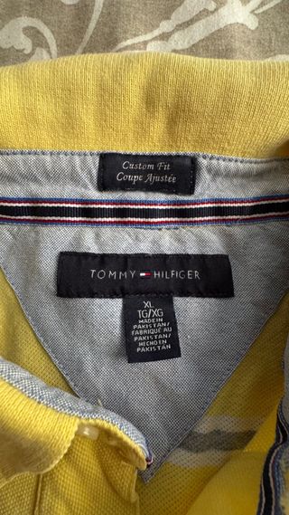 Polo Tommy Hilfiger Rayas Amarilla y Gris