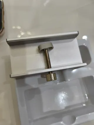 Hub USB C 10 Gbps con Base