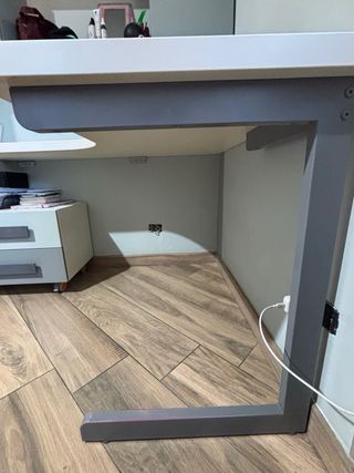 Scrivania Moretti con libreria